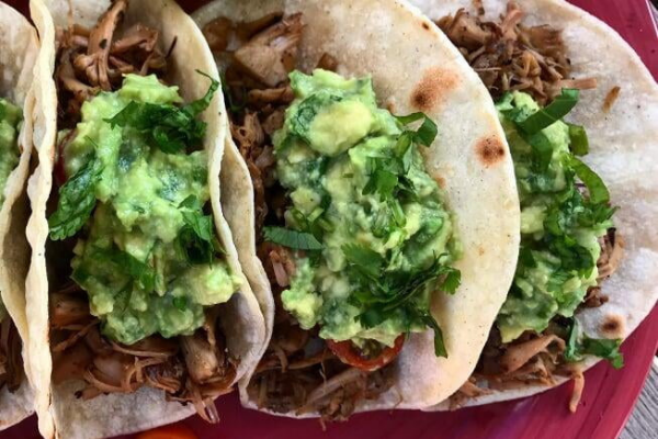 JACKFRUIT TACOS WITH FRESH TOMATO SALSA & GUACAMOLE